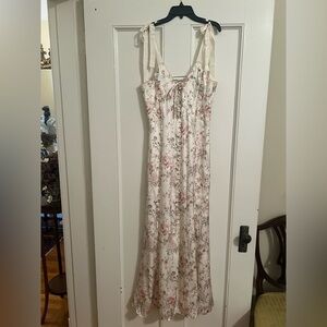 V. Chapman Floral Maxi Dress with Tie Straps and corset back. Size 10 (6/8)